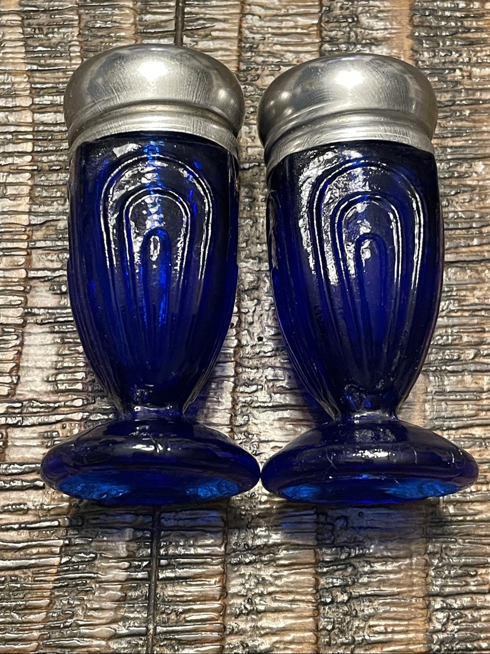 Vintage Cobalt Blue Glass Salt Pepper Shakers Art Deco Design - Picture 2 of 4